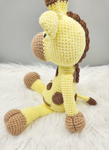 Cargar imagen en el visor de la galería, Handmade Crochet Giraffe Gift Box
